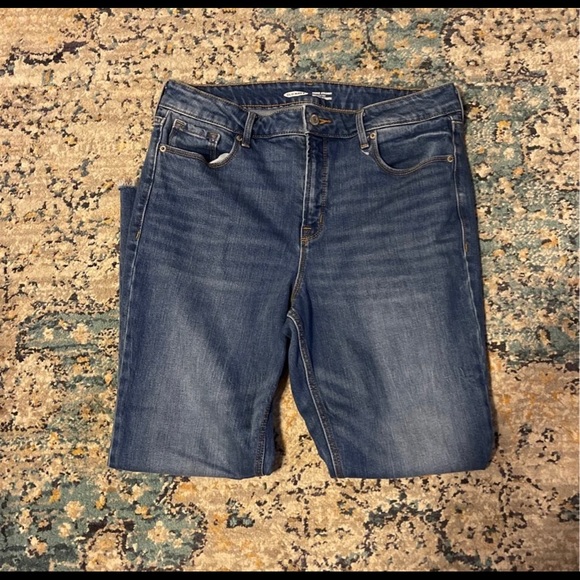 Old Navy Power Straight High Rise Jeans - Picture 3 of 7